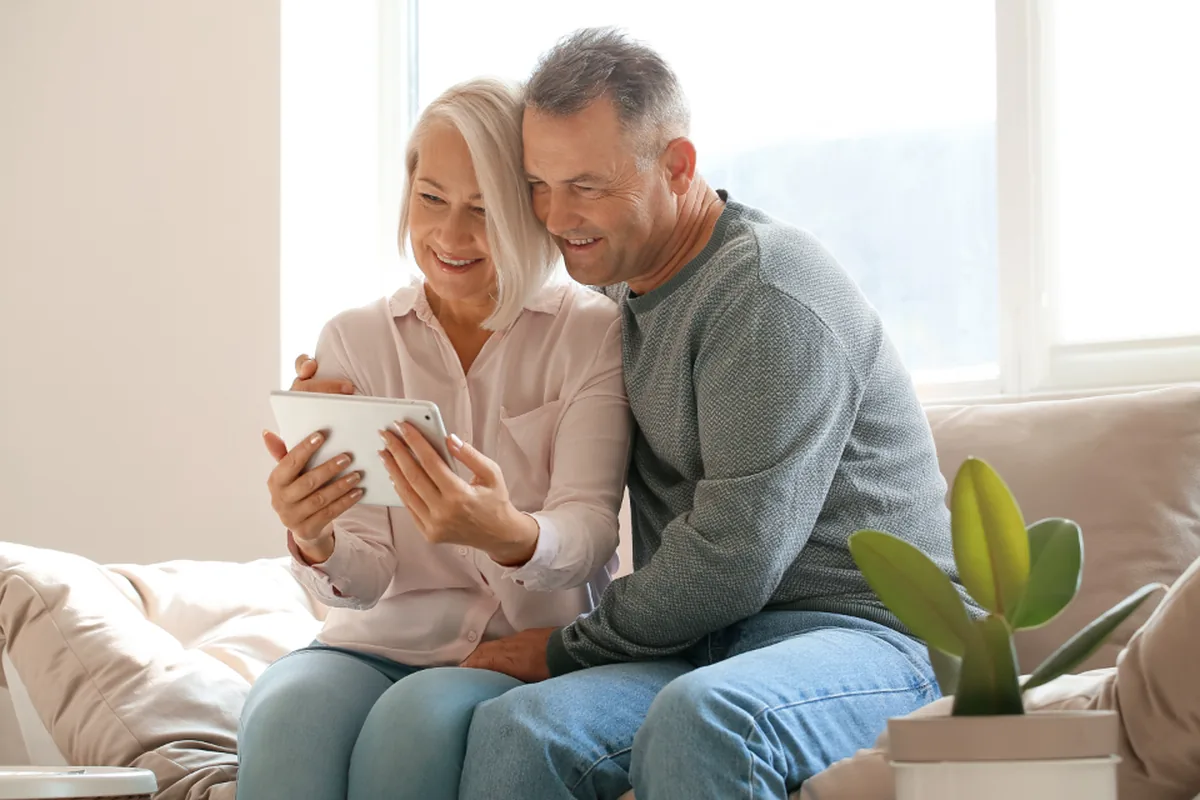 A family comparing nursing home, assisted living, and memory care options